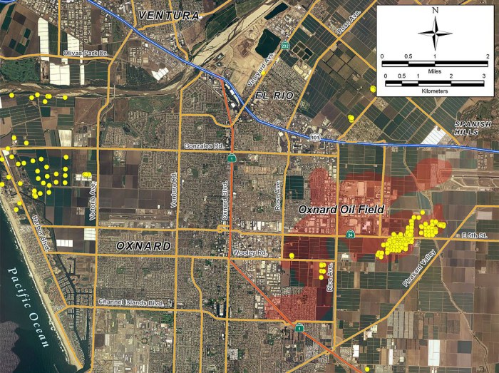 IMAGE CAPTION: Los puntos amarillos representan pozos de petróleo. (CC-BY-SA-3.0)