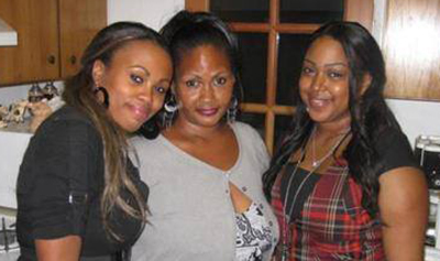 Meagan Hockaday (L) with her mother Monique (C) and sister Misha (R)